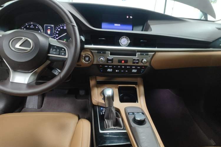 Used Lexus ES 2015 200 Elite Edition Audio And AC Panel