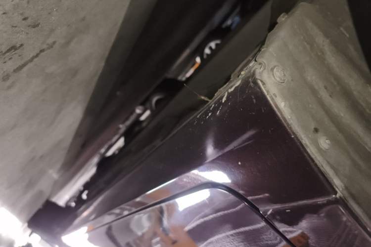 Used Lexus ES 2015 300h Comfort Edition Chassis Front Left