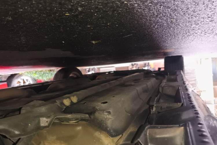 Used Lexus ES 2015 300h Comfort Edition Chassis Rear Left