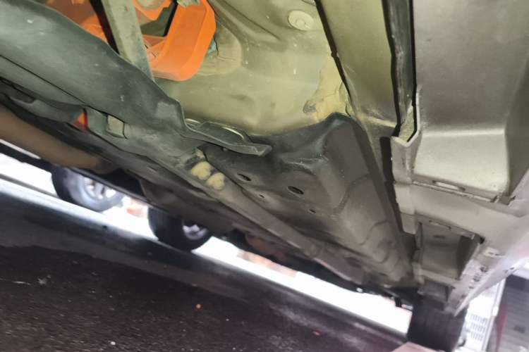 Used Lexus ES 2015 300h Comfort Edition Chassis Rear Right