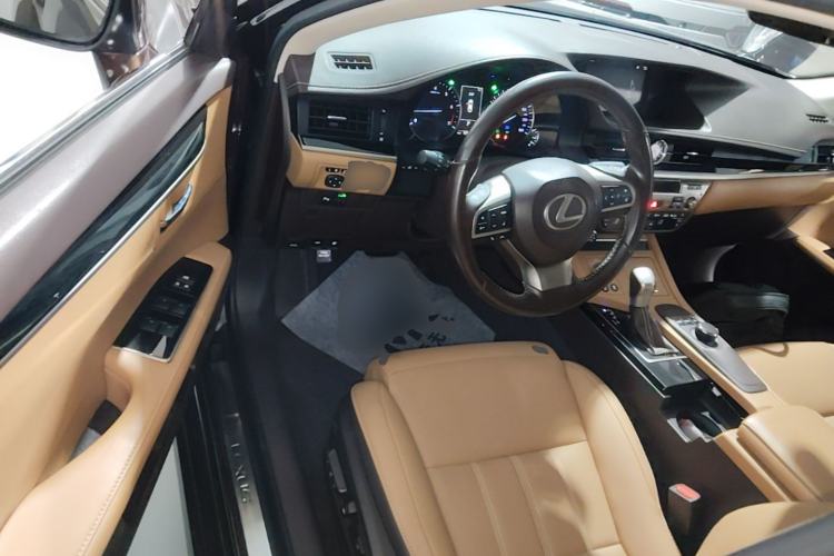 Used Lexus ES 2015 200 Elite Edition Driver Seat