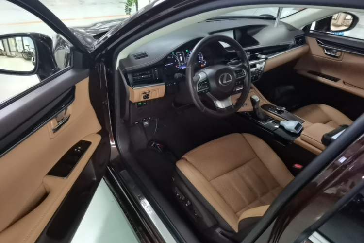 Used Lexus ES 2015 200 Elite Edition Driver Seat