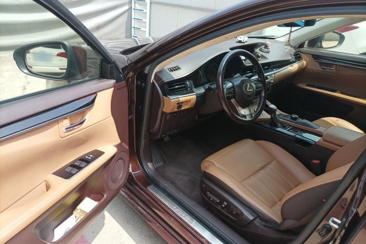 Used Lexus ES 2015 200 Elite Edition Driver Seat