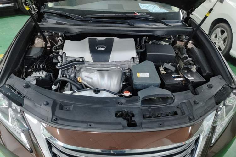 Used Lexus ES 2015 200 Elite Edition Engine Bay