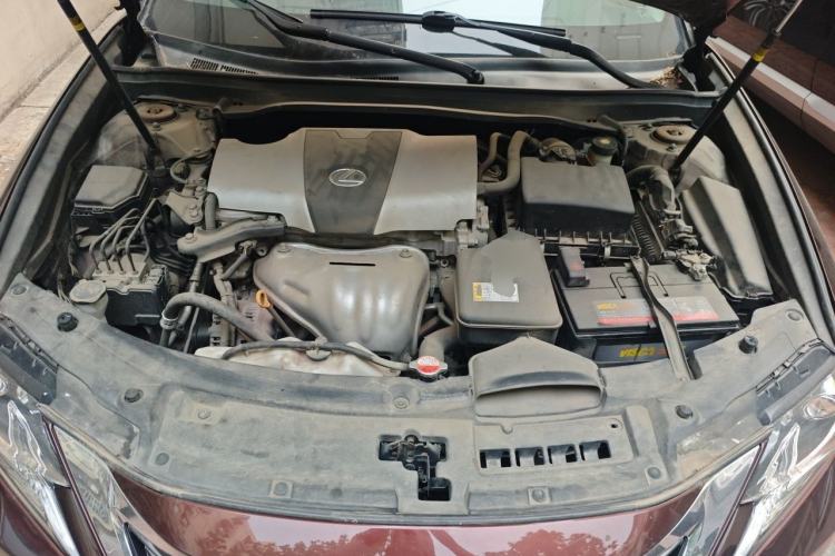 Used Lexus ES 2015 200 Comfort Edition Engine Bay