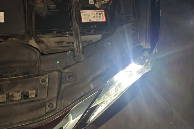 Used Lexus ES 2015 200 Elite Edition Engine Bay Left
