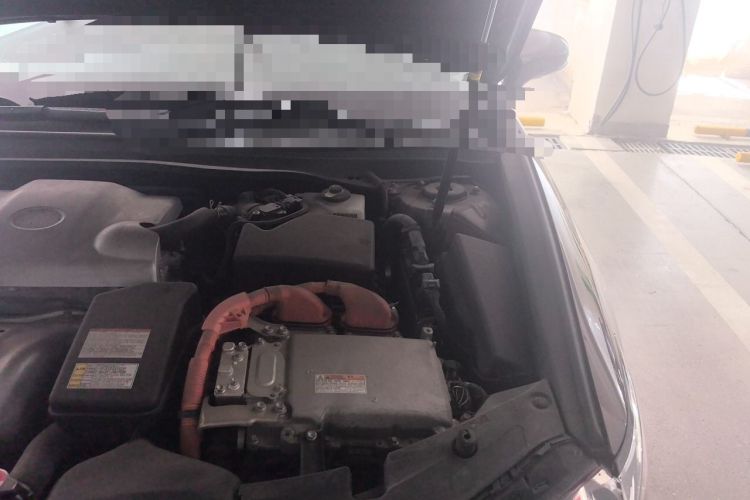 Used Lexus ES 2015 300h Comfort Edition Engine Bay Left