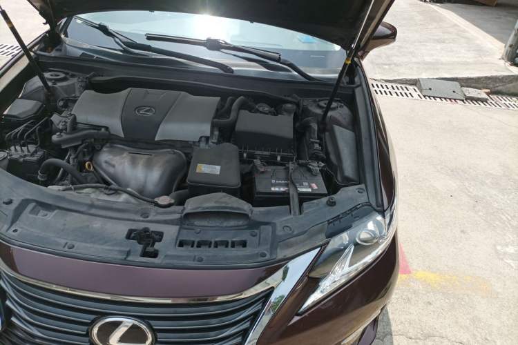 Used Lexus ES 2015 200 Elite Edition Engine Bay Left