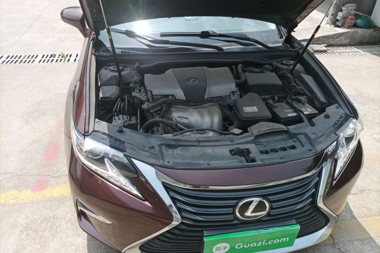 Used Lexus ES 2015 200 Elite Edition Engine Bay Right