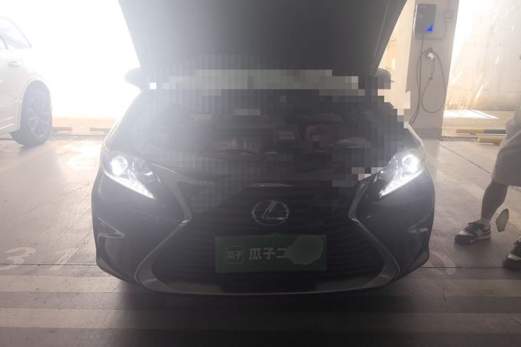 Used Lexus ES 2015 300h Comfort Edition Engine Bay