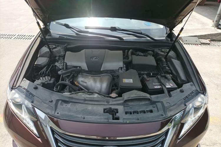 Used Lexus ES 2015 200 Elite Edition Engine Bay