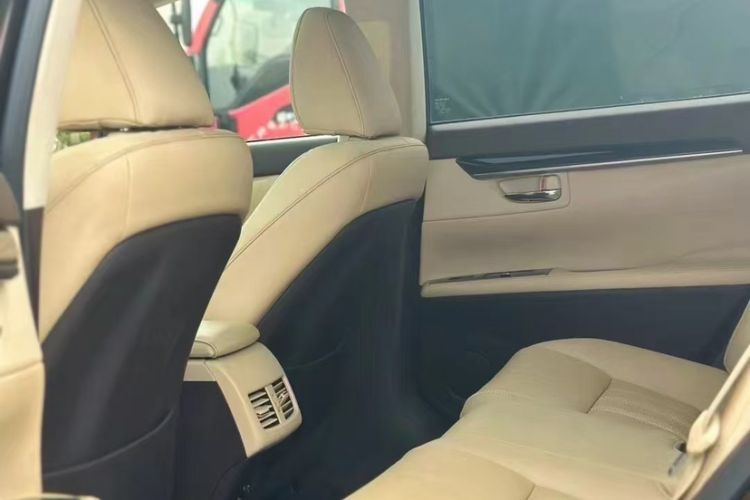 Used Lexus ES 2015 200 Elite Edition Interior 3