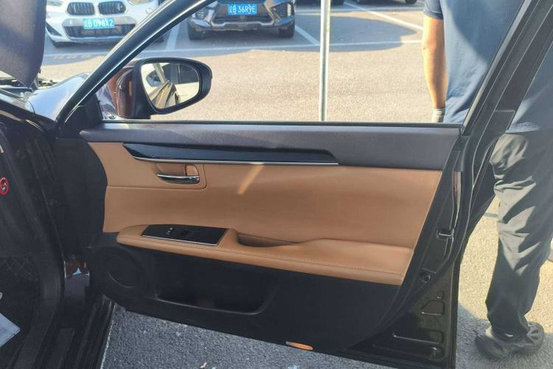 Used Lexus ES 2015 200 Elite Edition Interior 5