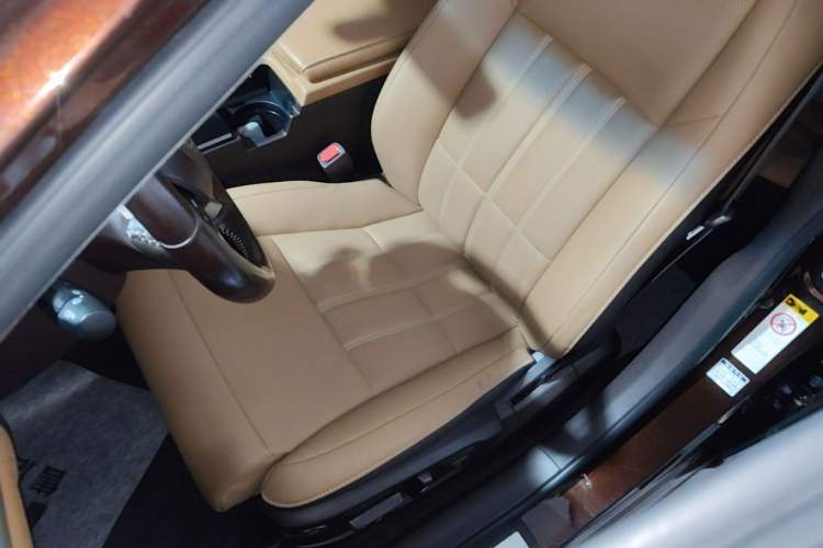 Used Lexus ES 2015 200 Elite Edition Left Front Seat