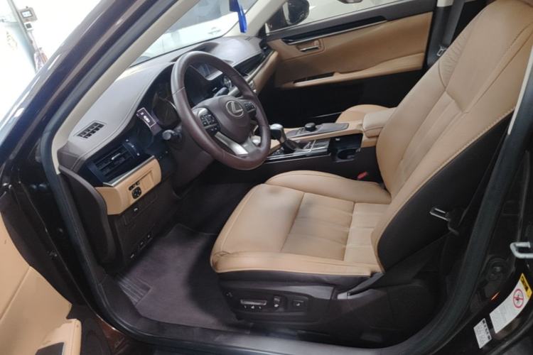 Used Lexus ES 2015 200 Elite Edition Left Front Seat