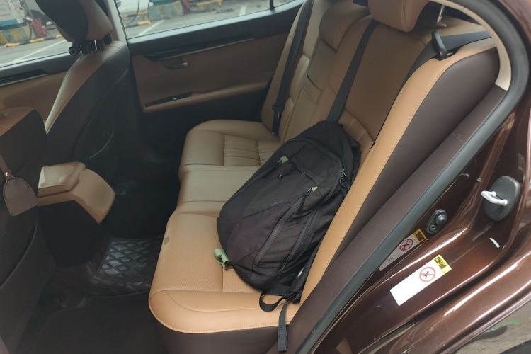 Used Lexus ES 2015 200 Elite Edition Left Rear Seat