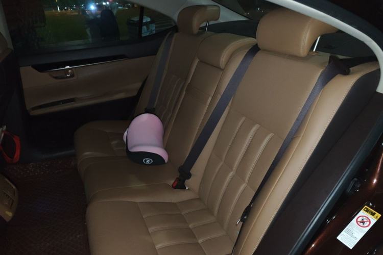 Used Lexus ES 2015 200 Elite Edition Left Rear Seat