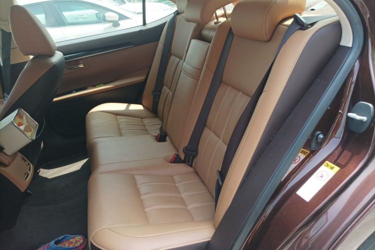 Used Lexus ES 2015 200 Elite Edition Left Rear Seat