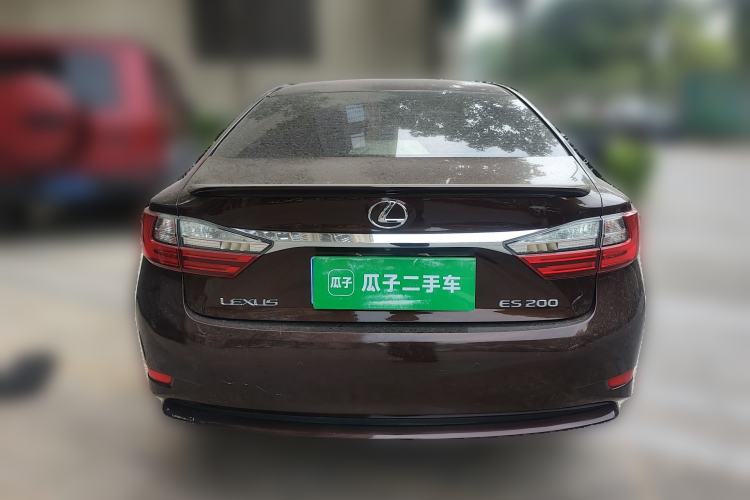 Used Lexus ES 2015 200 Elite Edition Rear
