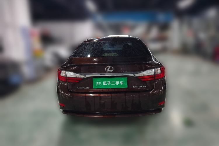 Used Lexus ES 2015 200 Elite Edition Rear
