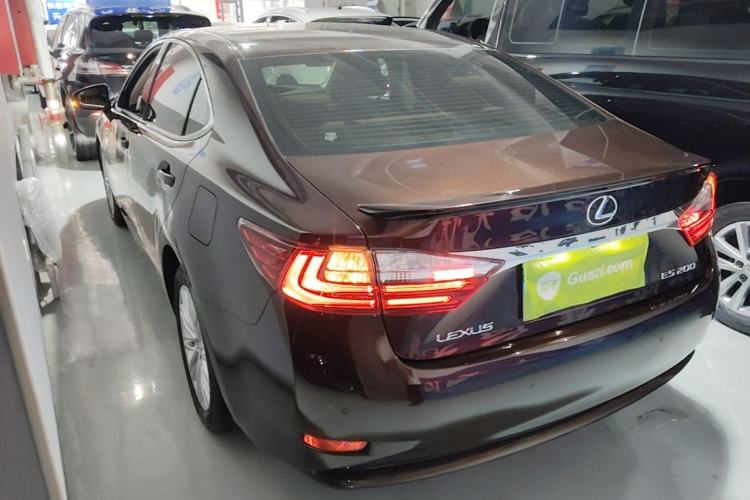 Used Lexus ES 2015 200 Elite Edition Rear Left 45 Deg