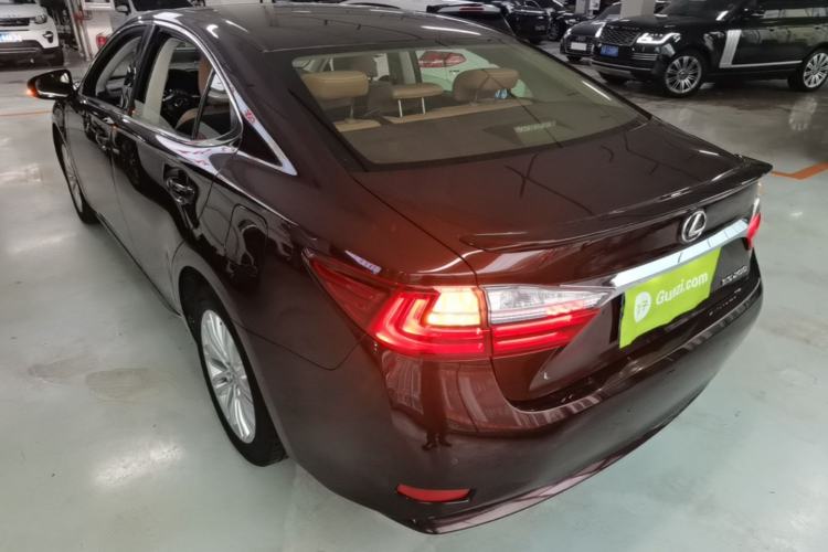 Used Lexus ES 2015 200 Elite Edition Rear Left 45 Deg