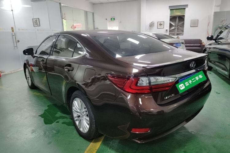 Used Lexus ES 2015 200 Elite Edition Rear Left 45 Deg