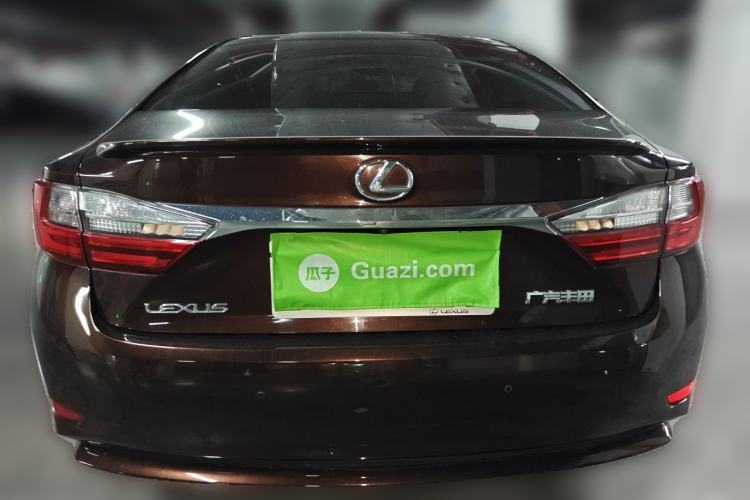 Used Lexus ES 2015 200 Elite Edition Rear
