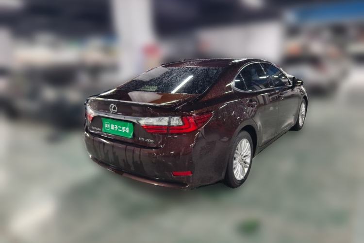 Used Lexus ES 2015 200 Elite Edition Rear Right 45 Deg