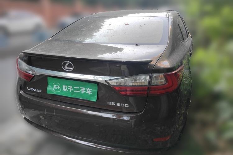 Used Lexus ES 2015 200 Elite Edition Rear Right 45 Deg