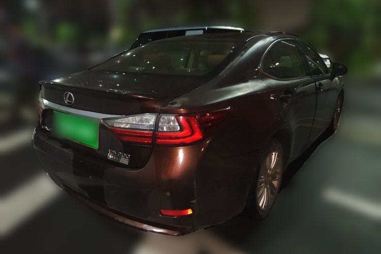 Used Lexus ES 2015 200 Elite Edition Rear Right 45 Deg