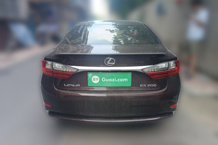 Used Lexus ES 2015 200 Elite Edition Rear