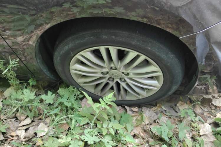 Used Lexus ES 2015 200 Elite Edition Right Front Wheel Hub