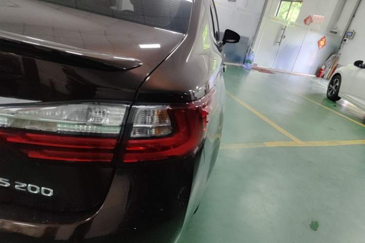 Used Lexus ES 2015 200 Elite Edition Right Rear Taillight