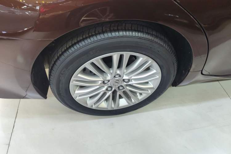 Used Lexus ES 2015 200 Elite Edition Right Rear Wheel Hub