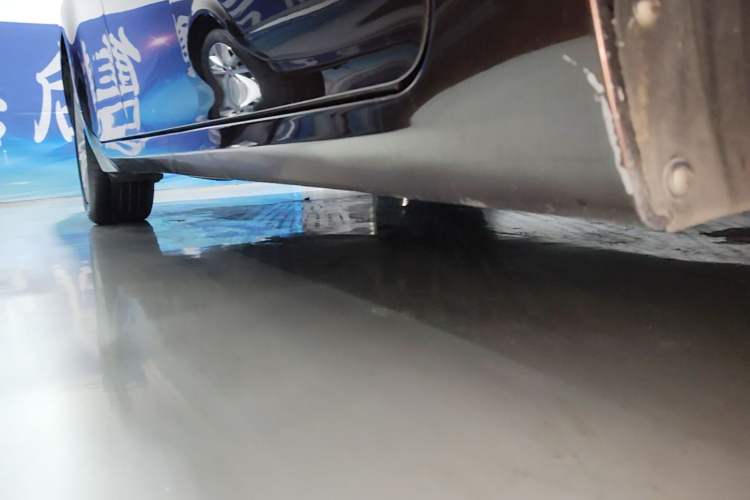 Used Lexus ES 2015 200 Elite Edition Right Side Sill