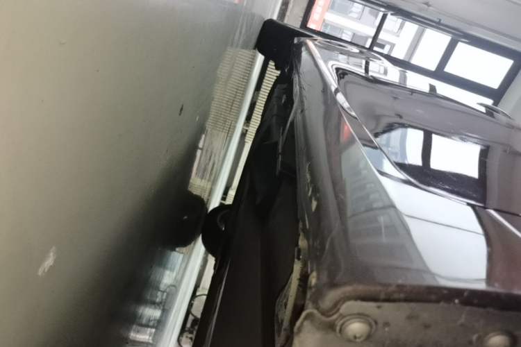 Used Lexus ES 2015 200 Elite Edition Right Side Sill
