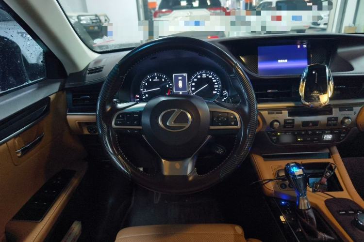 Used Lexus ES 2015 200 Elite Edition Steering Wheel