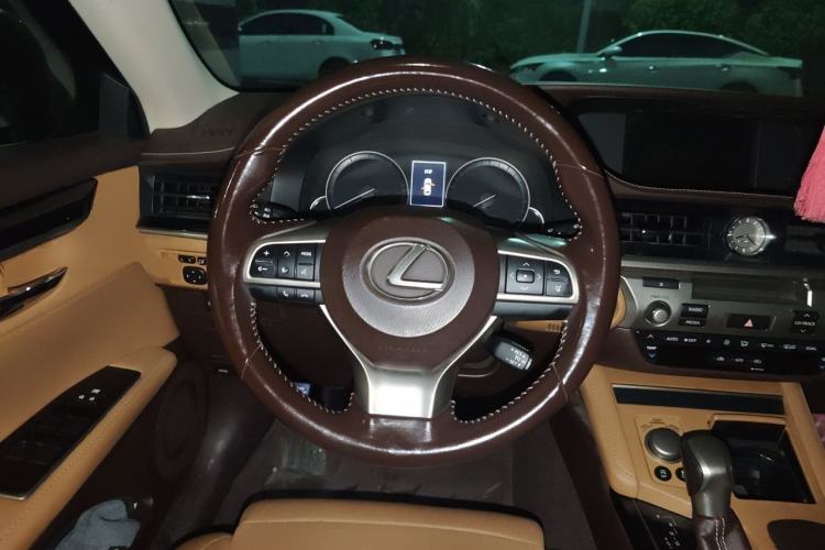 Used Lexus ES 2015 200 Elite Edition Steering Wheel