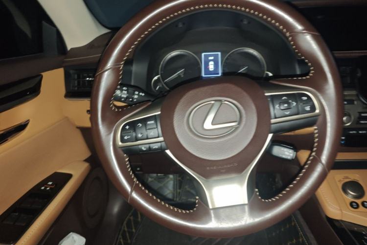 Used Lexus ES 2015 200 Elite Edition Steering Wheel