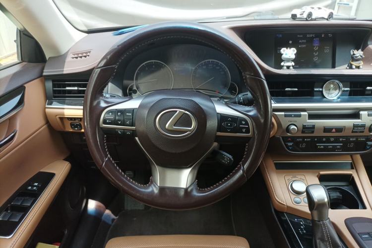 Used Lexus ES 2015 200 Elite Edition Steering Wheel