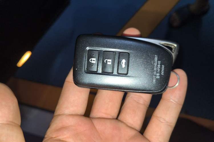 Used Lexus ES 2015 200 Elite Edition Vehicle Key