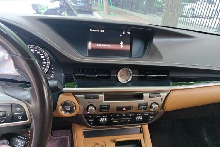 Used Lexus ES 2015 200 Elite Edition Audio And AC Panel