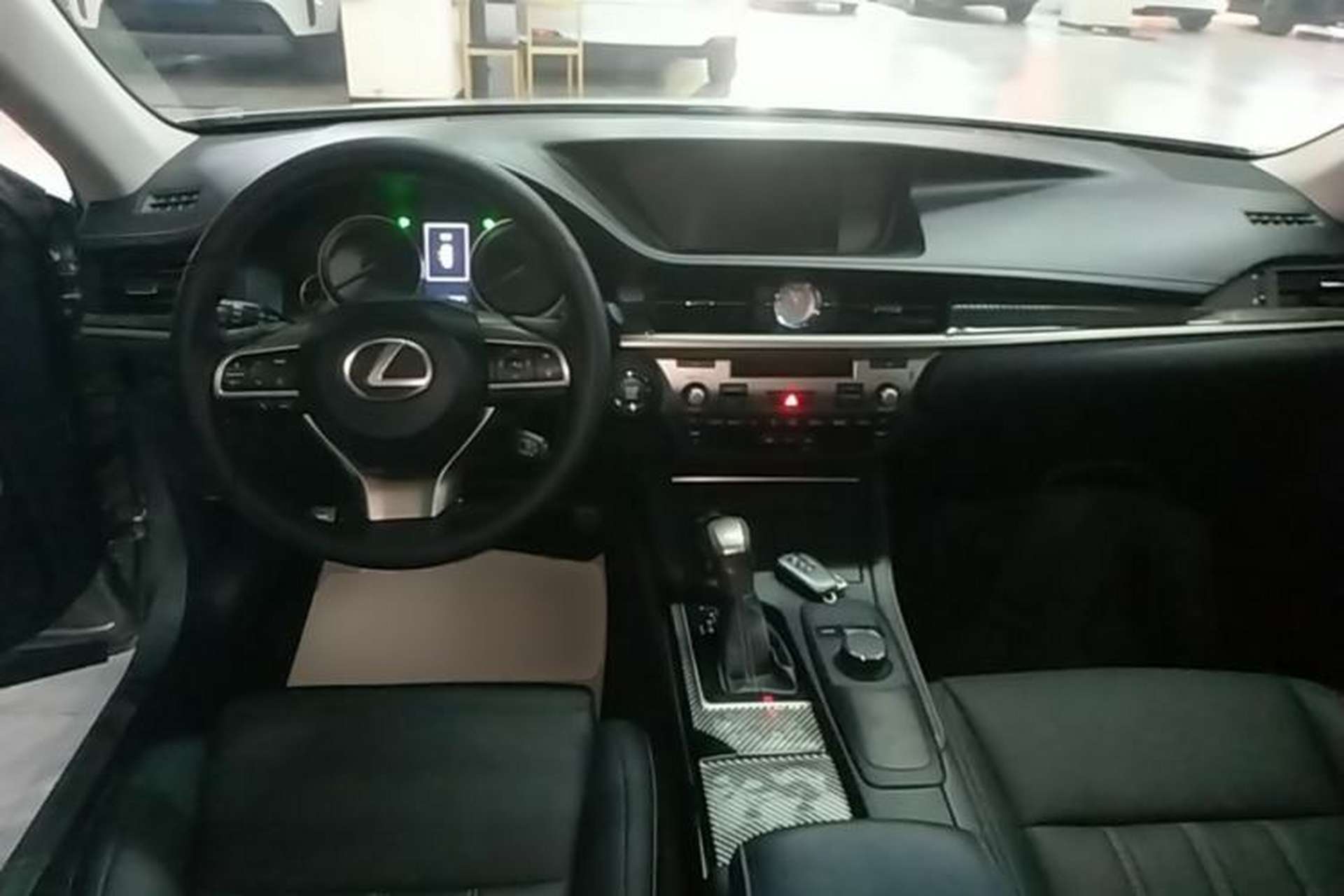 Used Lexus ES 2015 200 Elite Edition Center Console