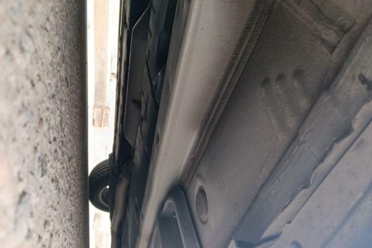 Used Lexus ES 2015 300h Comfort Edition Chassis Front Left