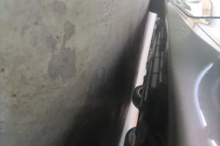 Used Lexus ES 2015 300h Comfort Edition Chassis Rear Left