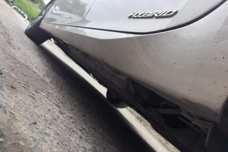Used Lexus ES 2015 300h Comfort Edition Chassis Rear Left