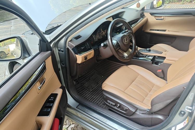 Used Lexus ES 2015 200 Elite Edition Driver Seat