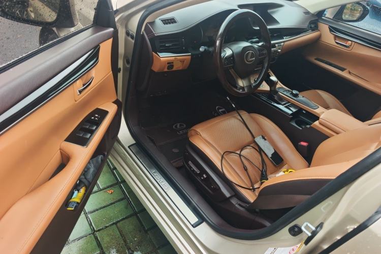 Used Lexus ES 2015 200 Elite Edition Driver Seat