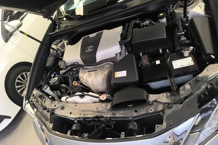 Used Lexus ES 2015 200 Elite Edition Engine Bay